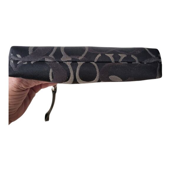 Coach Black Wristlet Bag - Picture 3 of 5
